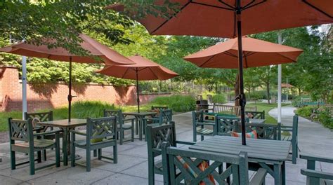 Memory Care in Ellicott City – Get Pricing. Pictures.